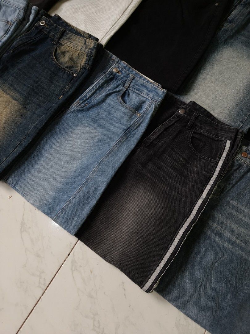Message me (Category: Jeans) located in Davao. Submitted by jhastine_221 (Listing ID 1469097460, Image 3). Description: message me so I can give you my Blue app Acc, it's already posted!.