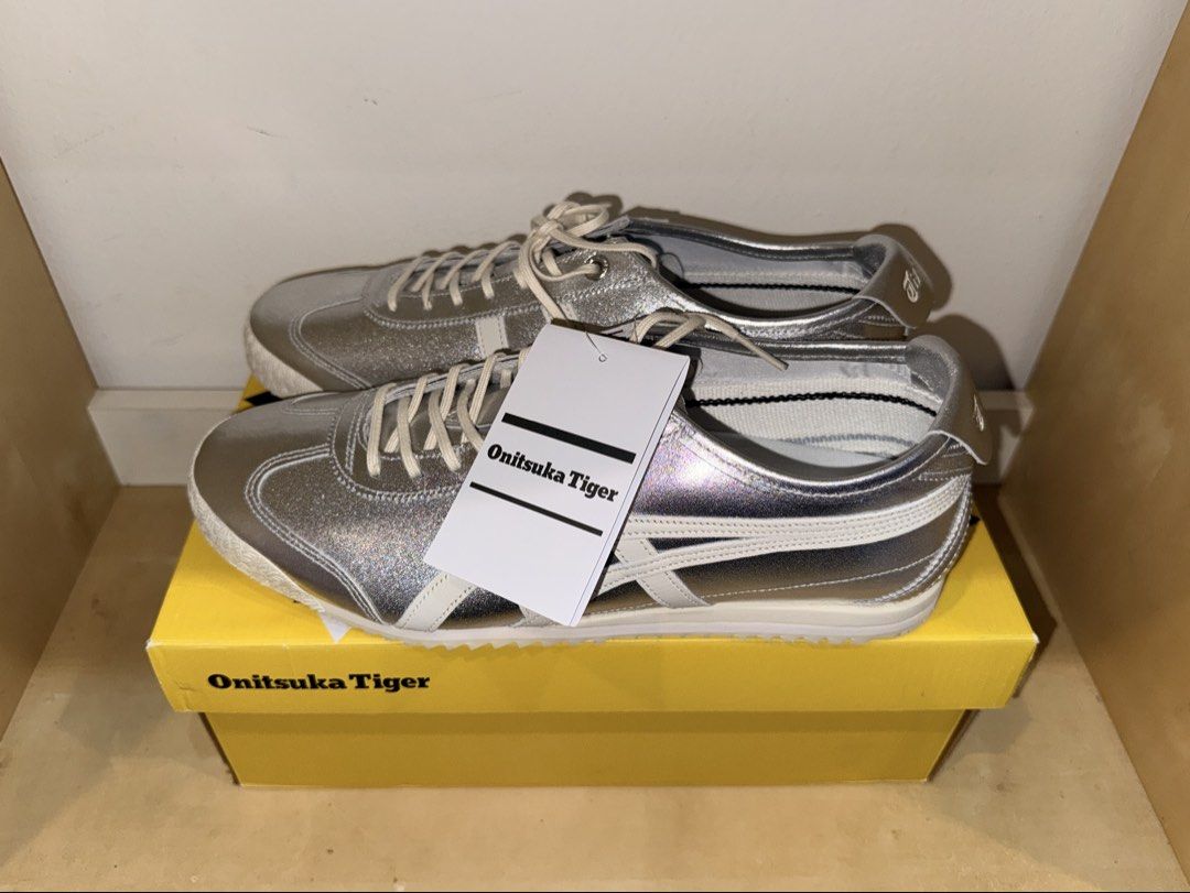 MEXICO 66 SD (Pure Silver/Cream) | Onitsuka Tiger (Category: Sneakers) located in Quezon City. Submitted by cmfrph (Listing ID 1468974119, Image 1). Description: MEXICO 66 SD (Pure Silver/Cream) | Onitsuka Tiger Size: US 8 US Women 9 1/2 EUR 41.5 UK 7 CM 26.0 SRP: 13,500 Selling Price: 9,500 No issues. Location: Quezon City, Metro Manila Bought this pair in Japan and never worn. It’s the same size as my other Onitsuka Tigers, but I find the fit a