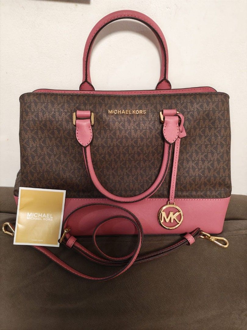 Michael Kors Large Bag (Category: Tote Bags) located in Makati City. Submitted by wellLovedstuffs (Listing ID 1468932521, Image 1). Description: .