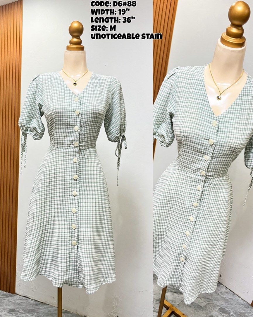 Midi Korean Dress • Blue (Category: Dresses) located in Cavite. Submitted by cnchnll (Listing ID 1469086558, Image 1). Description: minimal yellow stain.