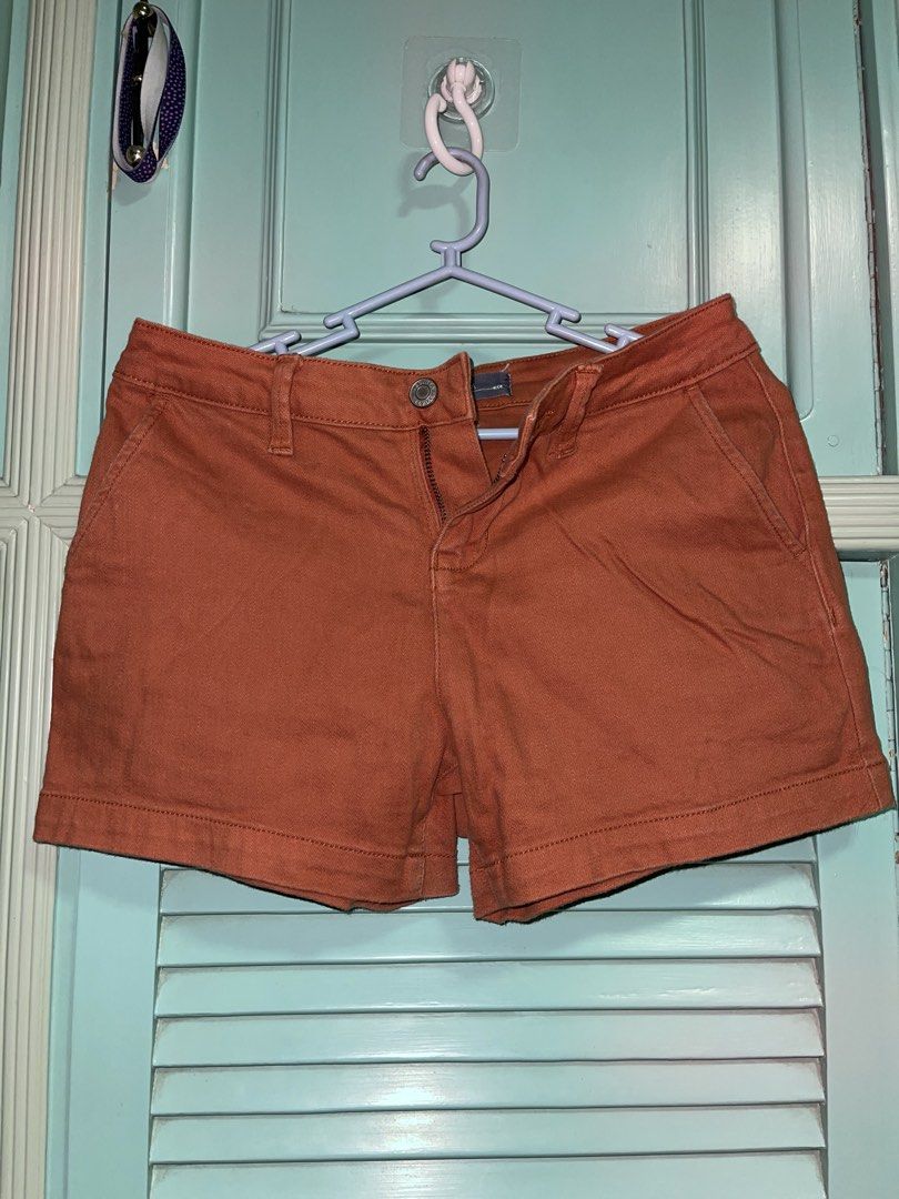 MIDWAIST SHORTS REGATTA SMALL (Category: Shorts) located in San Fernando. Submitted by beruchi (Listing ID 1469029118, Image 1). Description: .