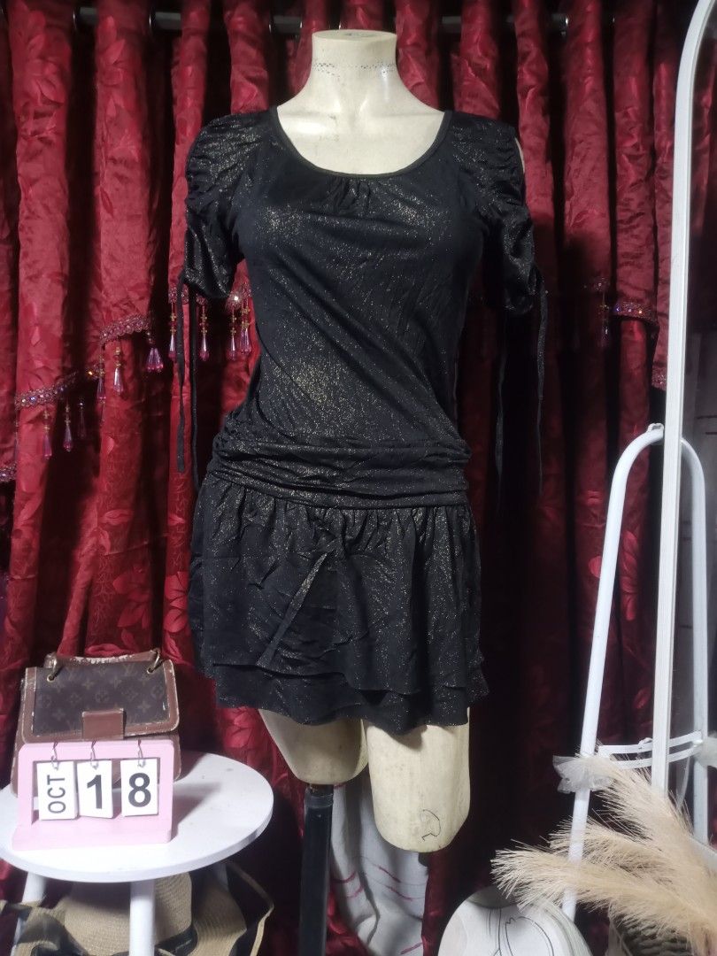 Mini dress6 (Category: Dresses) located in Manila. Submitted by wheneity67thifted (Listing ID 1469158782, Image 1). Description: .