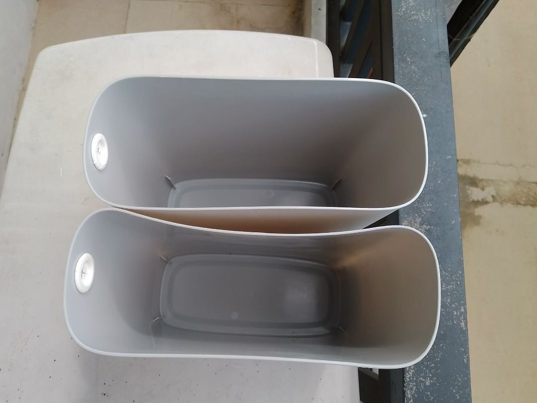 Minimalist Slim Trash Bins / Storage Bins (2 Pcs) (Category: Storage Boxes & Baskets) located in Rizal. Submitted by bargokarl (Listing ID 1468961190, Image 2). Description: Minimalist Slim Trash Bins / Storage Bins (2 Pcs) **Price:** ₱150 (Set ng dalawa) **Condition:** Brand New **Description:** Selling Minimalist Slim Plastic Trash Bins (Bundle: 2 pcs for ₱150 ONLY!) ✨ **Details:** • **Condition:** Brand New / Hindi pa nagagamit! • **Quantity:*