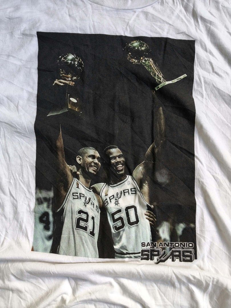 Mitchell And Ness Shirt (Category: Tshirts & Polo Shirts ) located in Malita. Submitted by thrift_john (Listing ID 1469062509, Image 2). Description: ◾️Dimes: 23,31 / xl ‎◾️Condition: excellent ‎◾️Issue: none ‎◾️Color rate: 9.7/10.