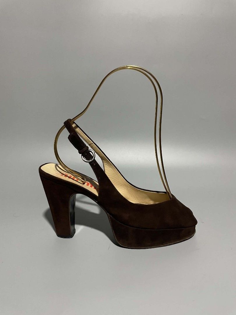 Miu Miu Peep Toe Brown Suade (Category: Heels) located in Cavite. Submitted by imgnr0 (Listing ID 1469140642, Image 1). Description: Excellent condition check details pic size: 35 Womens message for more details .