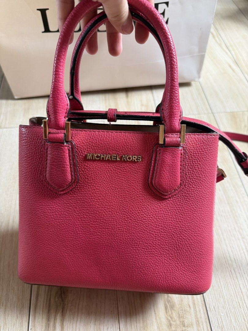 MK bag (Category: Luxury Bags & Wallets) located in Manila. Submitted by mariadarna (Listing ID 1469109114, Image 1). Description: Original MK bag bought in Japan. .