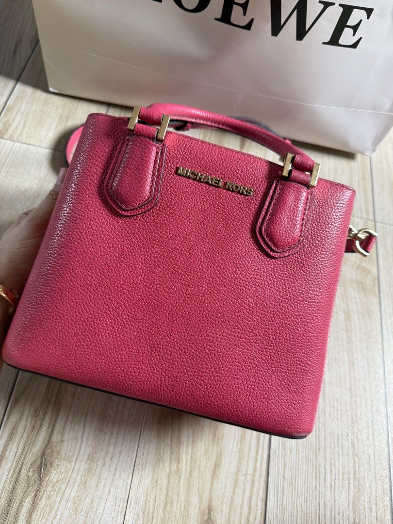 MK bag (Category: Luxury Bags & Wallets) located in Manila. Submitted by mariadarna (Listing ID 1469109114, Image 2). Description: Original MK bag bought in Japan. .