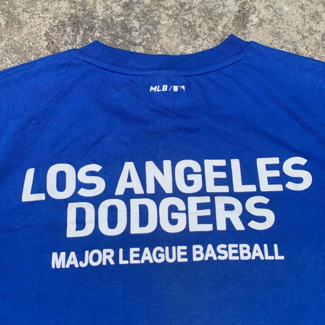 MLB LA (Category: Activewear) located in Manila. Submitted by silentocean_2ad617 (Listing ID 1469060947, Image 3). Description: MLB Los Angeles Dodgers size:Medium 21 x 27 Good condition color rate:9.5/10 need wash MINE:350.