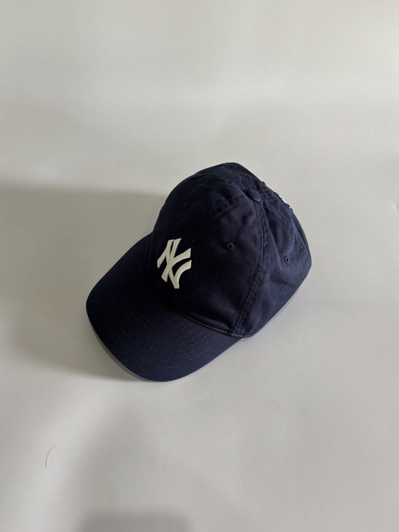 MLB NY dadhat (Category: Caps & Hats) located in Malaybalay. Submitted by haulsome (Listing ID 1468998274, Image 3). Description: MLB NY dadhat -No flaws/ Like new -Features an embroidered big NY logo up front -Adult size, adjustable strap 450php, +sf.