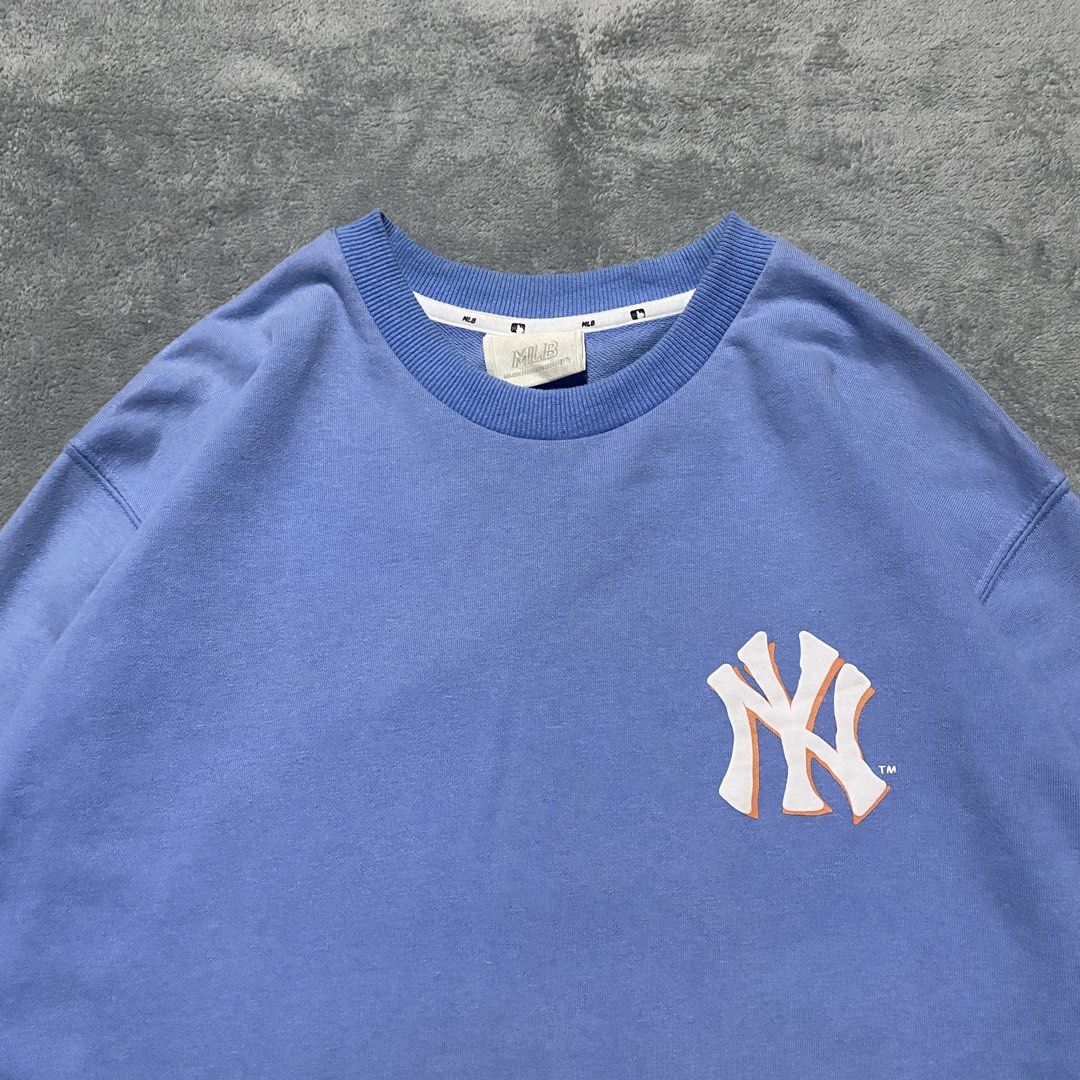 MLB NY Yankees Sweater (Category: Hoodies) located in Cavite. Submitted by kali_galleria (Listing ID 1468941243, Image 3). Description: Available 🏷️ MLB NY Yankees Sweater • Excellent Condition: 9.7 • Color rate: 9.7 • Width: 23 • Length: 27 • Best Fit: L-XL • Issue: washable dirt 🏷️550 + SF “Thrift with your fingertip👆🏼”.