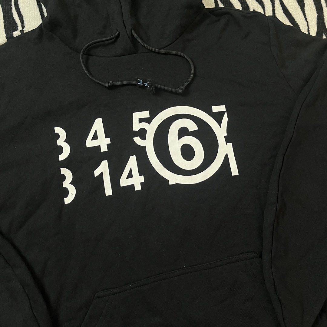 Mmy number jacket (Category: Coats, Jackets and Outerwear) located in Manila. Submitted by royaldripmanila (Listing ID 1468930345, Image 2). Description: No issue W27 L25 Boxy fit.