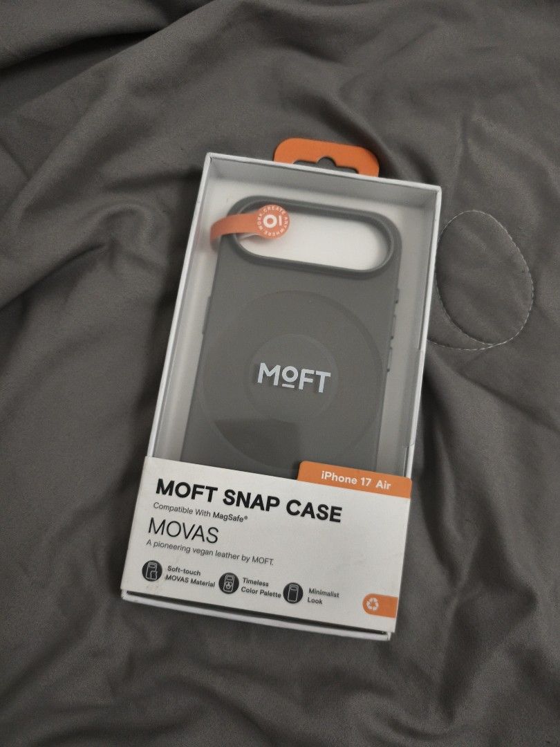 MOFT SNAP CASE IPHONE 17 AIR (Category: Cases & Sleeves) located in Angeles City. Submitted by measaliman02351 (Listing ID 1469112726, Image 1). Description: - Brand new MOFT Snap Case designed exclusively for iPhone 17 Air - Crafted from premium, soft-touch MOVAS vegan leather for a luxurious feel - Fully MagSafe compatible for effortless charging and accessory attachment - Features a lifted camera ring for enhanced lens protection - Minimalist 