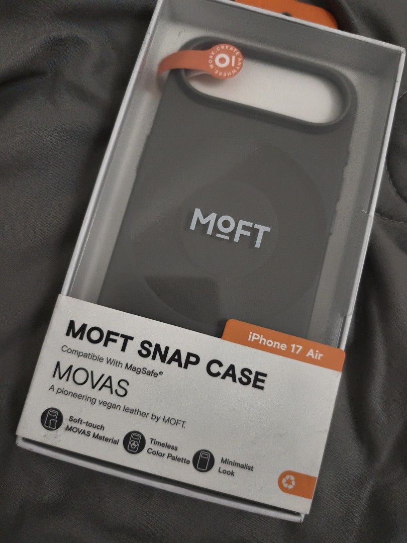 MOFT SNAP CASE IPHONE 17 AIR (Category: Cases & Sleeves) located in Angeles City. Submitted by measaliman02351 (Listing ID 1469112726, Image 2). Description: - Brand new MOFT Snap Case designed exclusively for iPhone 17 Air - Crafted from premium, soft-touch MOVAS vegan leather for a luxurious feel - Fully MagSafe compatible for effortless charging and accessory attachment - Features a lifted camera ring for enhanced lens protection - Minimalist 