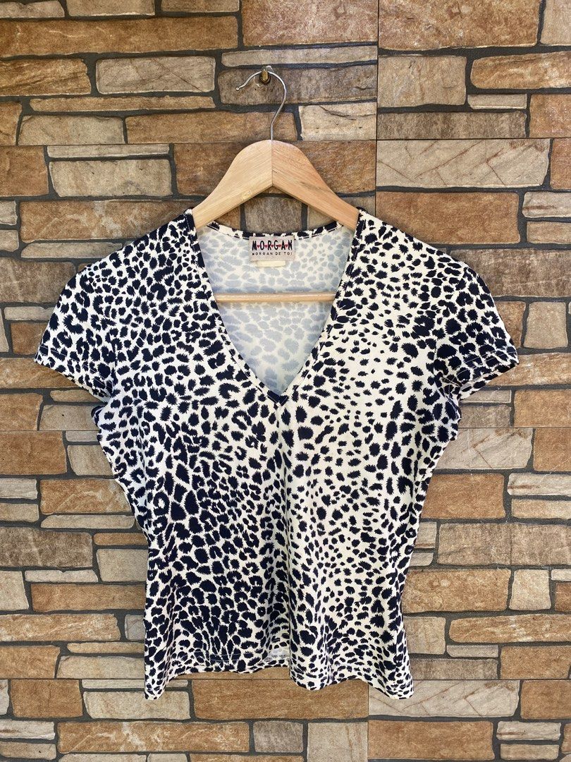 MORGAN (Category: Blouses) located in Davao. Submitted by triptasthrift (Listing ID 1468932257, Image 1). Description: .