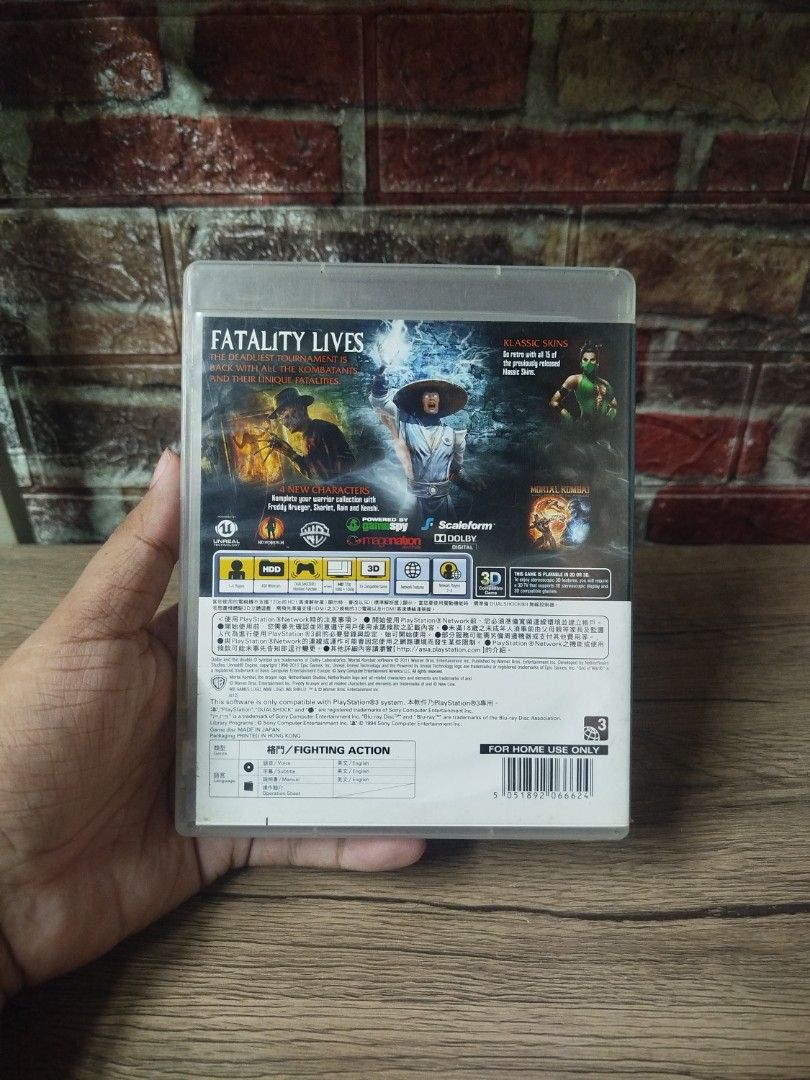Mortal Kombat Komplete Edition PS3 Game (Category: PlayStation) located in Binan City. Submitted by pumpkiiin02 (Listing ID 1468985477, Image 2). Description: - Platform: PlayStation 3 (PS3) - Condition: Case, game disc, and manual booklet are all in great shape - Edition: Komplete Edition with all previously released DLC - Bonus Content: Includes 4 new characters, classic skins, and the PS3-exclusive playable character Kratos - Inclusions: Origi