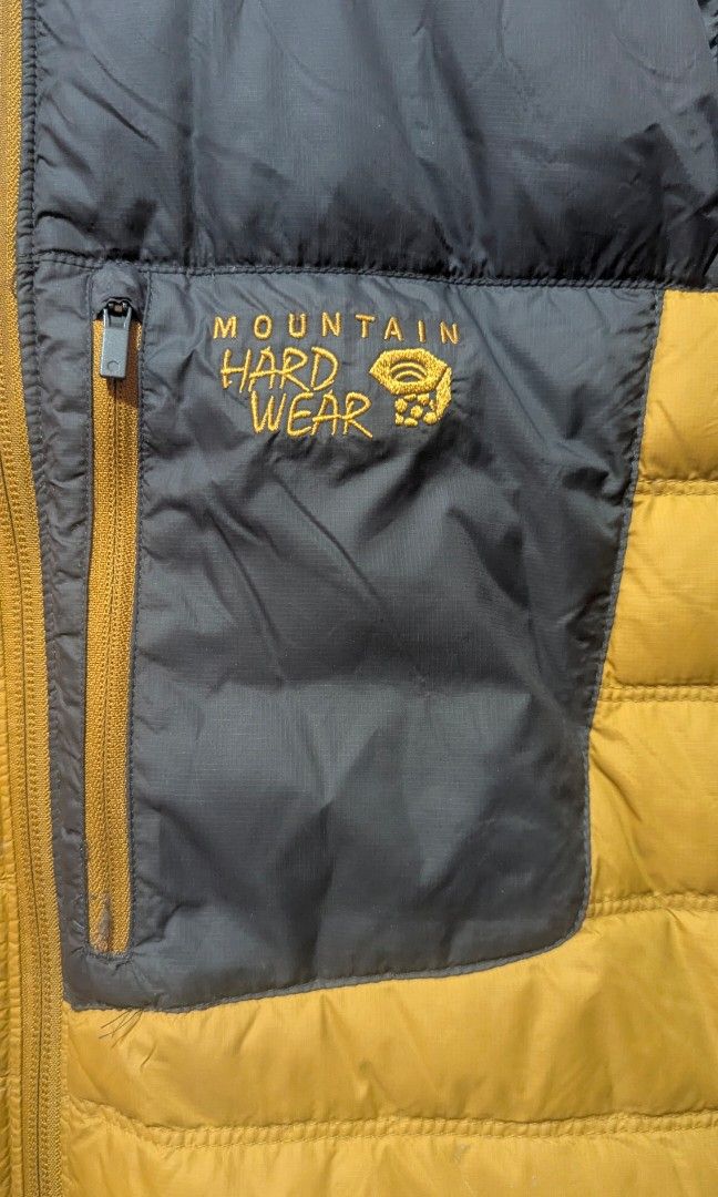 Mountain Hard Wear Down Jacket (Category: Coats, Jackets and Outerwear) located in Quezon City. Submitted by mjmixedbag (Listing ID 1469030510, Image 2). Description: pre loved no dimensions no photo when worn fits up to large.