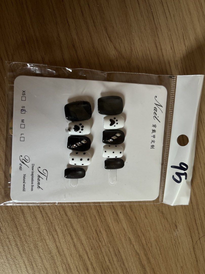 Nail Art Press-on Nails Size S (Category: Hands & Nails) located in Iloilo. Submitted by royalshark.62fd9c (Listing ID 1469050401, Image 3). Description: Minimum of three pcs kasi mahal yung sf Price starts at 95 to 150 With free kit - Condition: Brand new, unopened in original plastic packaging - Size: Small (S) - Shape: Mix - Feature: Easy to apply at home for a quick and stylish manicure change.