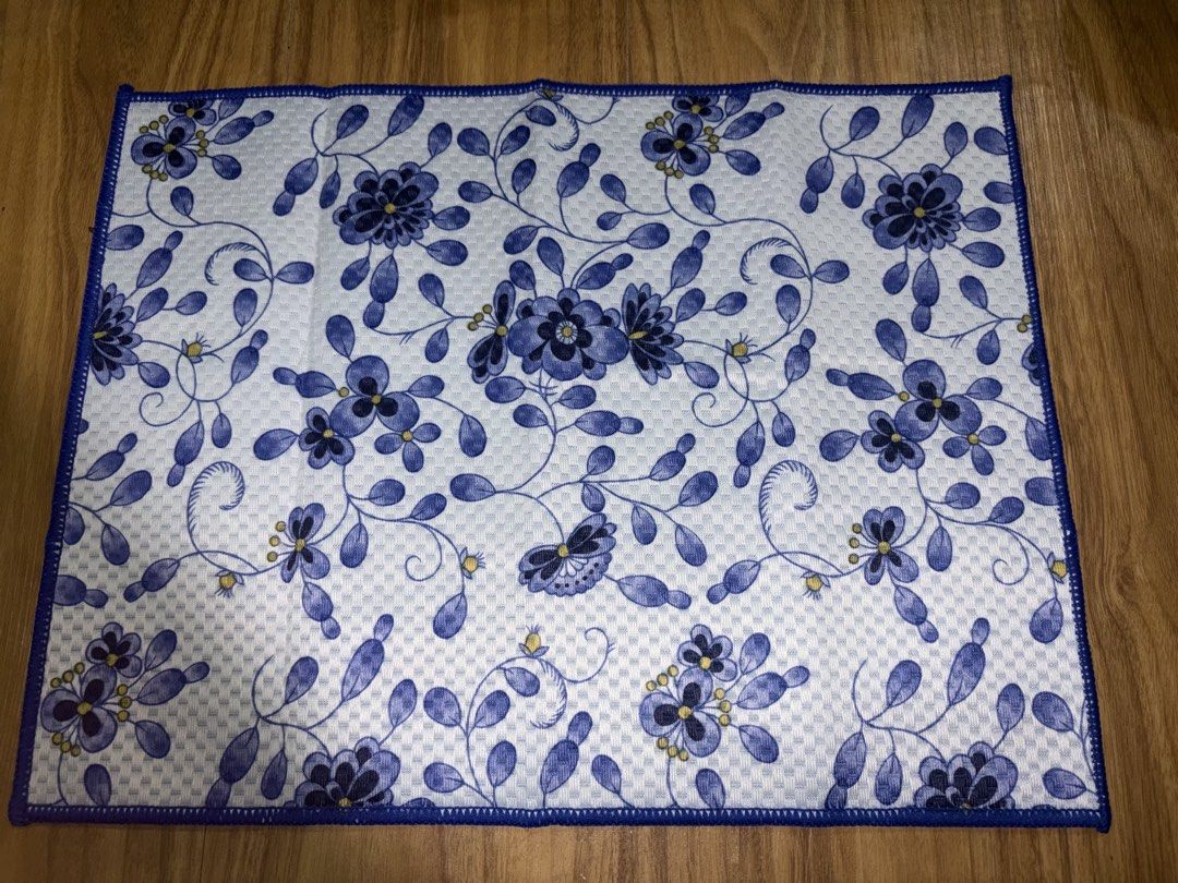 Narumi Placemat / Kitchen Mat set (Category: Towels, Napkins & Holders) located in Santa Rosa. Submitted by collectiblesitems.ph (Listing ID 1469042018, Image 2). Description: From Japan. P599 for 2pcs..