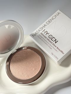 (Category: ) located in . Submitted by makeupgoodiess (Listing ID 1468932656, Image 1). Description: .