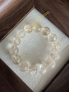 (Category: ) located in . Submitted by loveforgems.sg (Listing ID 1468995224, Image 1). Description: .