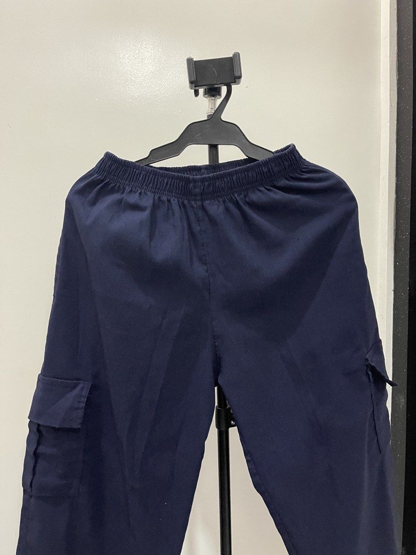 Navy Blue Elastic Waist Cargo Pants (Category: Other Bottoms) located in Naga. Submitted by annecaitlin3 (Listing ID 1469093969, Image 3). Description: MOP: Gcash only • Shipping fee will be shouldered by buyer.