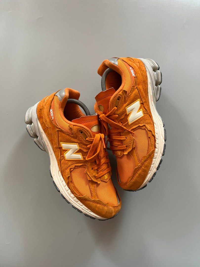 NB 2002R PROT PACK BURNT ORANGE (9.5US) (Category: Sneakers) located in Baguio. Submitted by grabUrPairs (Listing ID 1469078747, Image 3). Description: GOOD AS NEW NO ISSUE 9.5US/27.5CM PAIR ONLY AUTHENTIC.