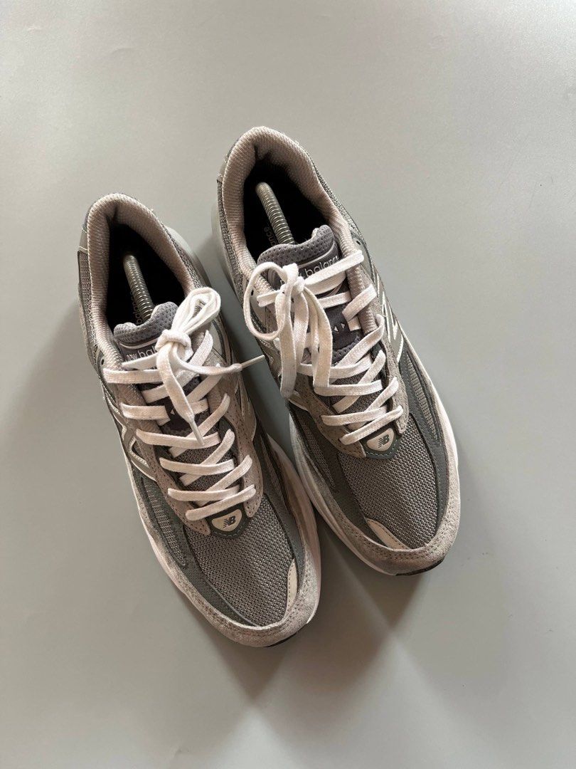 NB 990V6 GREY (10US) (Category: Sneakers) located in Baguio. Submitted by grabUrPairs (Listing ID 1469080205, Image 2). Description: EXCELLENT NO ISSUE FRESH SUEDE 10US/28CM PAIR ONLY AUTHENTIC.