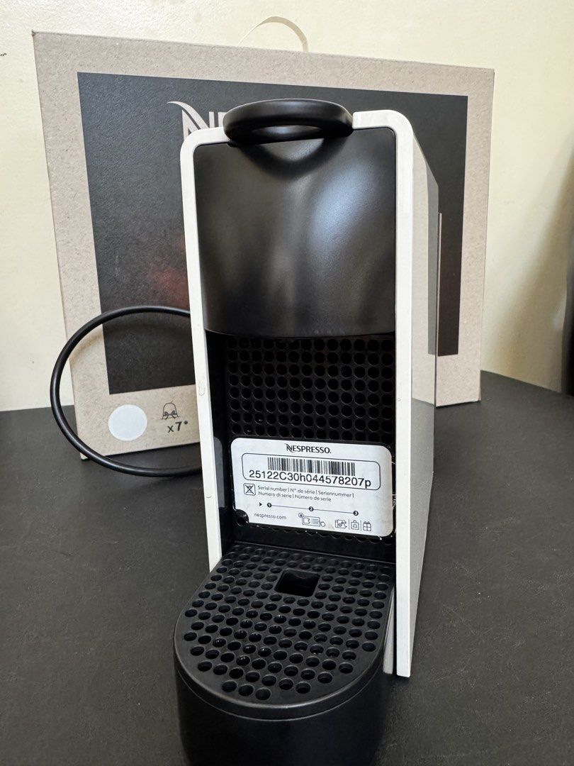 Nespresso Essenza Mini Coffee Machine White (Category: Coffee Machines & Makers) located in Las Pinas. Submitted by mishiadelacruz (Listing ID 1468991326, Image 2). Description: Like new. Complete with box.