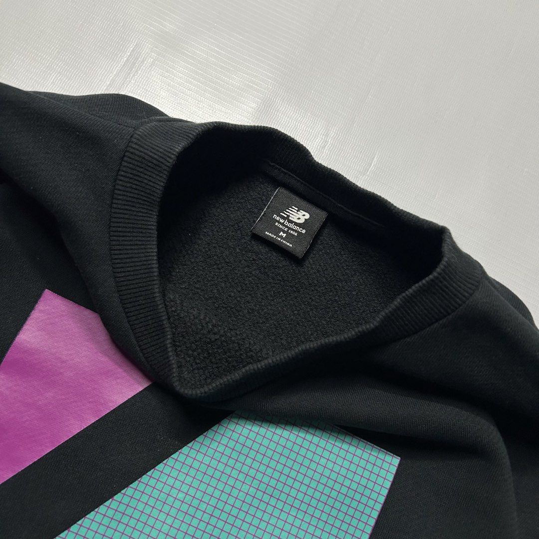 New Balance Crewneck (Category: Tshirts & Polo Shirts ) located in Antipolo. Submitted by wvyfrnds (Listing ID 1469018691, Image 2). Description: New Balance Crewneck Size: M Color: Black Dimensions (Inches): Length: 25 Width: 22 Color Rate: 9/10 Issues - NONE 395 PLUS SF.