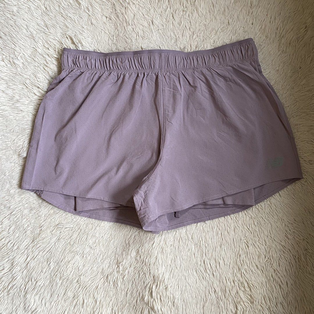 New Balance RC Seamless 2N1 Short (Category: Shorts) located in Cebu City. Submitted by stevenkylegil (Listing ID 1469035458, Image 1). Description: New Balance RC Seamless 2N1 Short Dimension: 30-32 waist / 12 length Color rate: 10/10 Excellent condition - No issue Message me📩 .