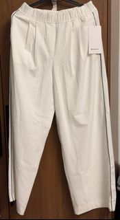 (Category: ) located in . Submitted by hm4sell (Listing ID 1469113158, Image 1). Description: .