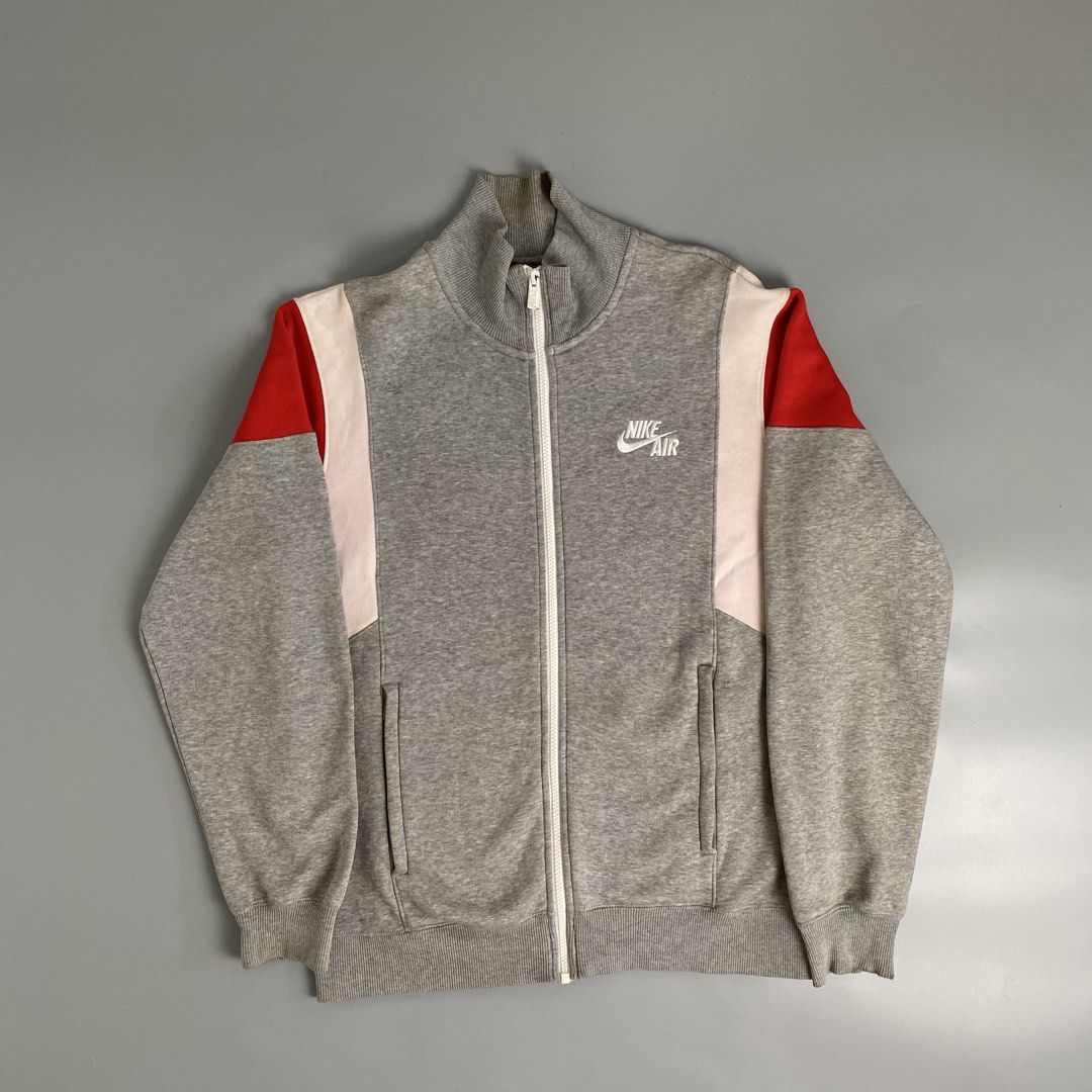 Nike👟 | Grey High Neck Sportswear Jacket (Category: Coats, Jackets and Outerwear) located in Bulacan. Submitted by orc.ph (Listing ID 1469061203, Image 1). Description: Nike👟 | Grey High Neck Sportswear Jacket Material Used: Cotton - Grey -Tri-Tone - Long Sleeve - High Neck - Zipper Lock - Double Pockets - Jacket - Streetwear - Sportswear - Casual ‎-Size: S -Width: 18 ‎-Length: 25.5 ‎ ‎Used Condition. Visible Flaws. ‎ ISSUE: Un/Washable Stains.
