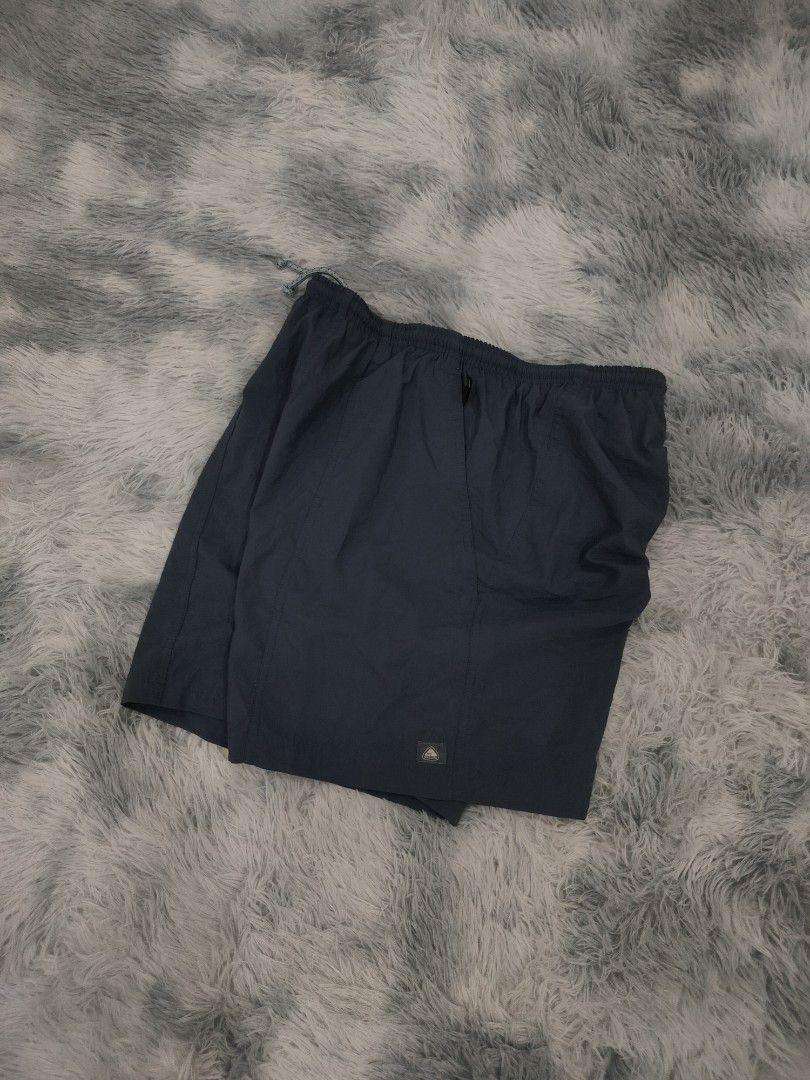 Nike ACG Short (Category: Shorts) located in Midsayap. Submitted by rogeandrei29987 (Listing ID 1469110338, Image 1). Description: 📌Nike ACG Short •L on tag •30-37 waist, 17.5 length, 13.5 LO •10/10 cr •No issue/As New MOP: Gcash Courier✈️: J&T Unli vouch/Vc with item Loc: Kabacan, North Cotabato❤️ .