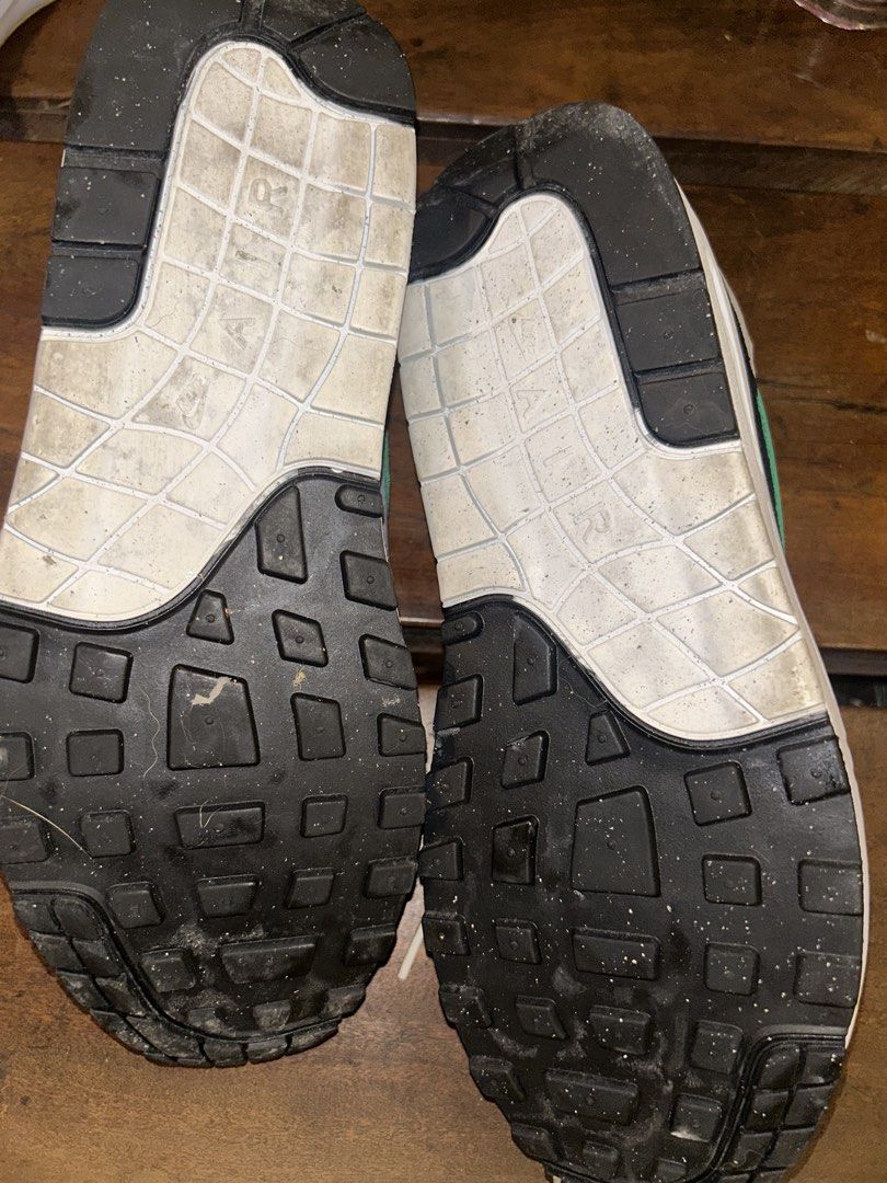 Nike AirMax 1 (Category: Casual Shoes) located in Manila. Submitted by cardoodoo (Listing ID 1468933866, Image 2). Description: Used twice to walk Good condition Negotiable .