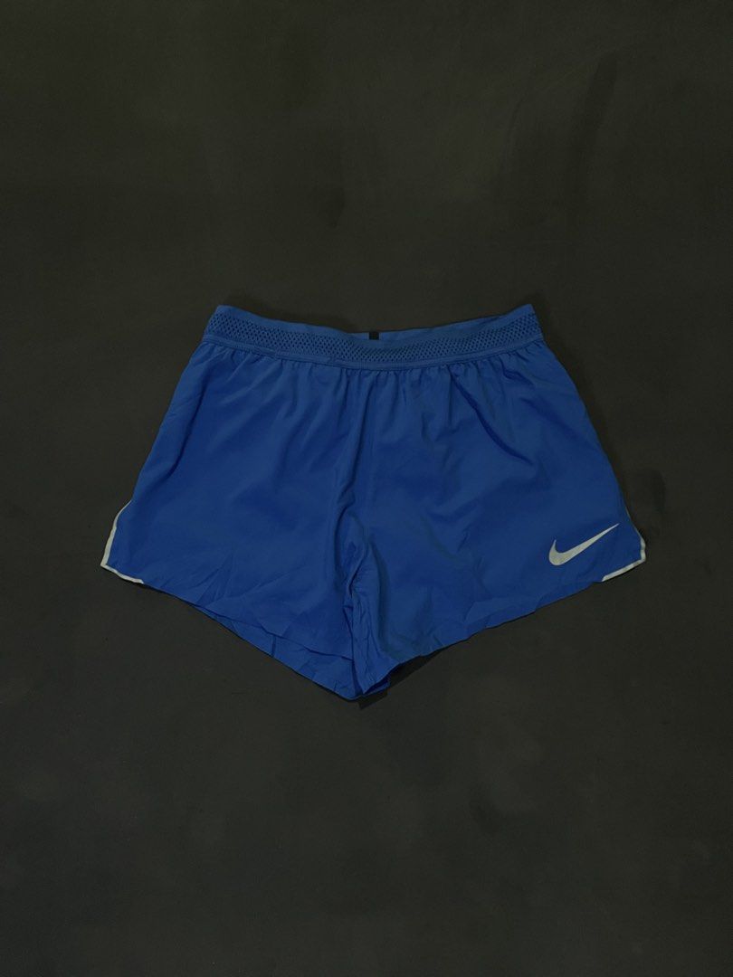 Nike AROSWFT SHORT 4IN (Category: Activewear) located in Bocaue. Submitted by mosthighcollective (Listing ID 1469121780, Image 1). Description: Nike AROSWFT SHORT 4IN Size: M on tag (28-30 waist) Dimes: 28- 30 waist 13 length Open leg: 13 leg Good as new No issue 600 only Dm me to purchase 📥 .