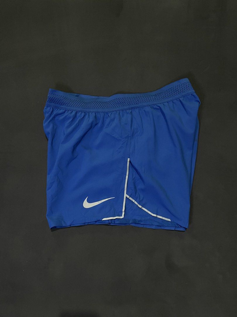 Nike AROSWFT SHORT 4IN (Category: Activewear) located in Bocaue. Submitted by mosthighcollective (Listing ID 1469121780, Image 3). Description: Nike AROSWFT SHORT 4IN Size: M on tag (28-30 waist) Dimes: 28- 30 waist 13 length Open leg: 13 leg Good as new No issue 600 only Dm me to purchase 📥 .