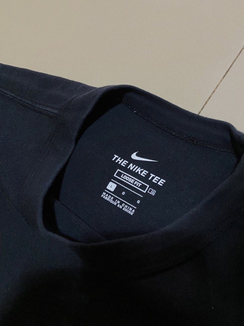 NIKE BIGSWOOSH (Category: Tshirts & Polo Shirts ) located in San Pablo. Submitted by tripnthrift15 (Listing ID 1468940552, Image 3). Description: NIKE BIGSWOOSH SIZE LARGE ON TAG COMPLETE TAGS GOOD CONDITION DIMES 21*27.
