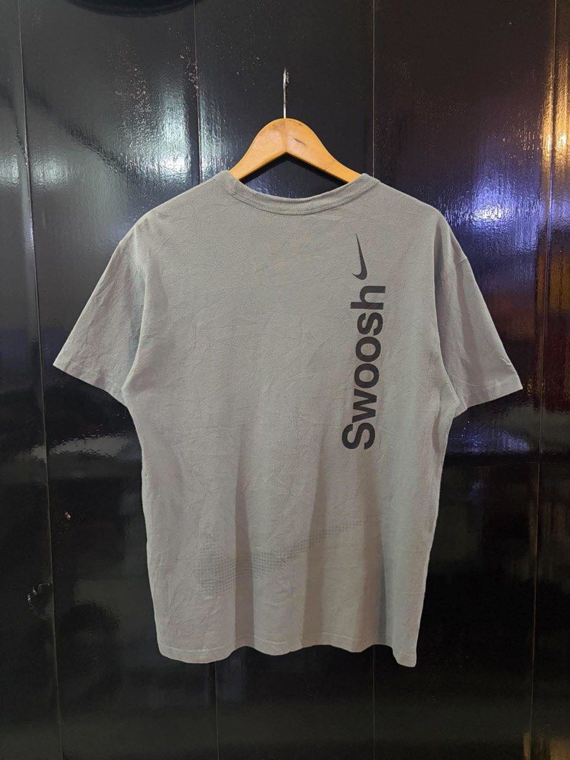Nike Center Swoosh (Category: Tshirts & Polo Shirts ) located in Montevista. Submitted by thrift_ta_bai (Listing ID 1469026017, Image 2). Description: Excellent condition No issues 21x27 .