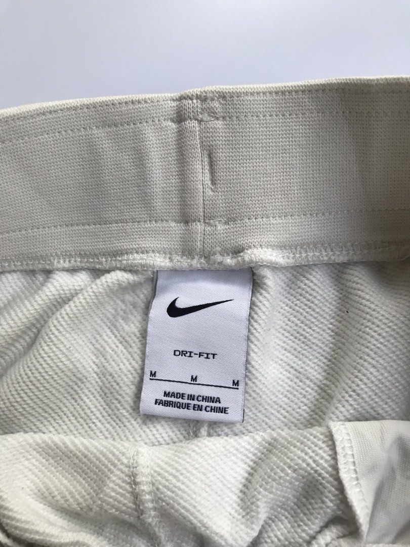 NIKE COTTON SHORT EMBROIDERED LOGO DESIGN (Category: Shorts) located in Manila. Submitted by selme.finds (Listing ID 1468971658, Image 3). Description: NIKE COTTON SHORT EMBROIDERED LOGO DESIGN🔥.