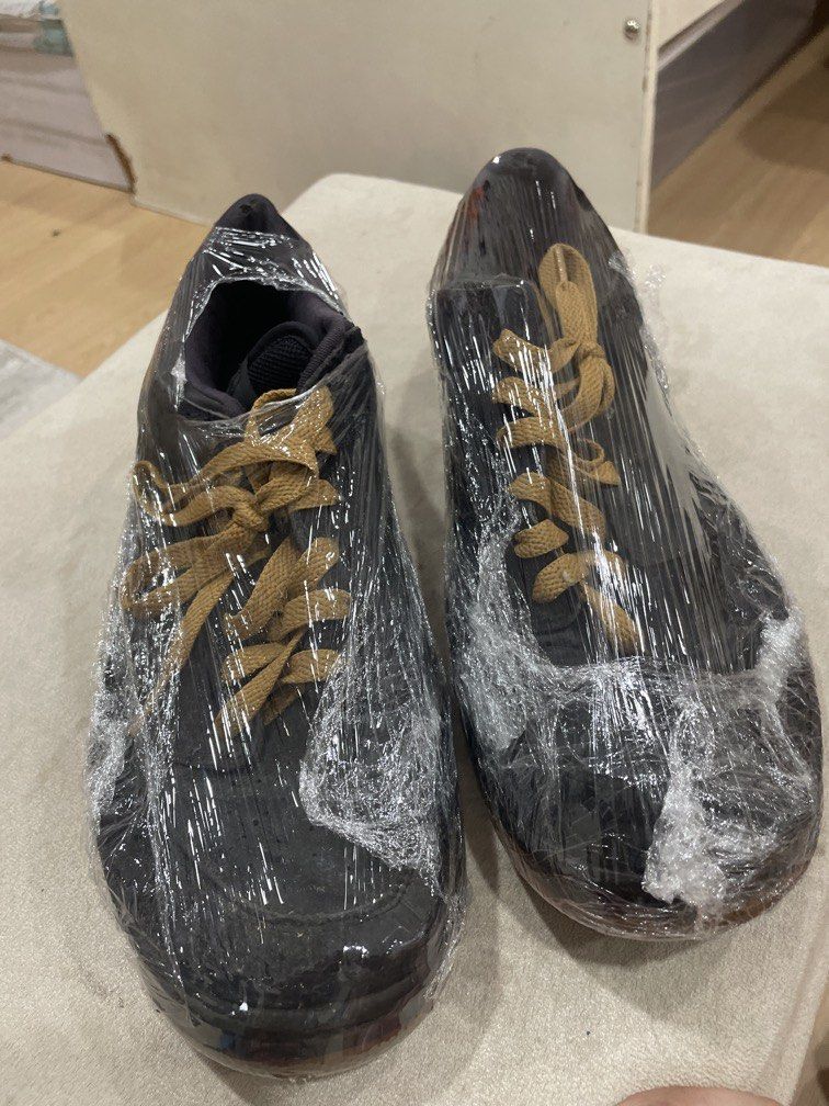 NIKE DUNK LOW BLACK GUM 03 (Category: Sneakers) located in Manila. Submitted by bedlambuzz (Listing ID 1469060239, Image 2). Description: Wysiwg No box Plastic wrapped for storage Worn as described Clean soles as I keep my shoes clean.