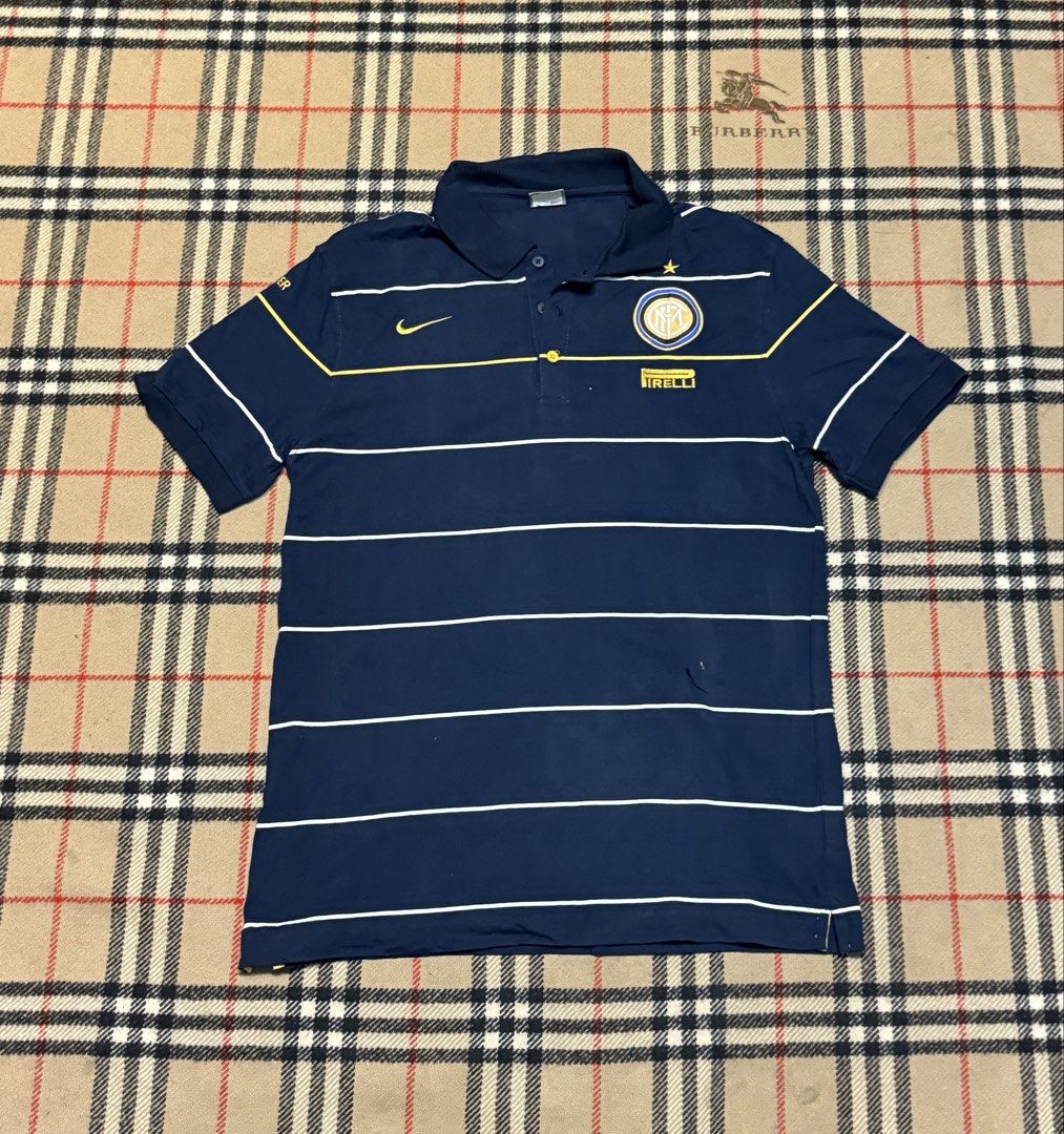 Nike Firelli Polo Shirt (Category: Tshirts & Polo Shirts ) located in Cavite. Submitted by markjoseph24866 (Listing ID 1468977287, Image 1). Description: .