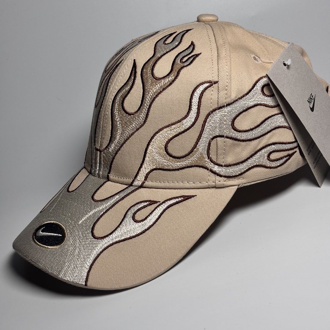 nike flames (Category: Caps & Hats) located in Manila. Submitted by caps4all_6710 (Listing ID 1469103445, Image 3). Description: .