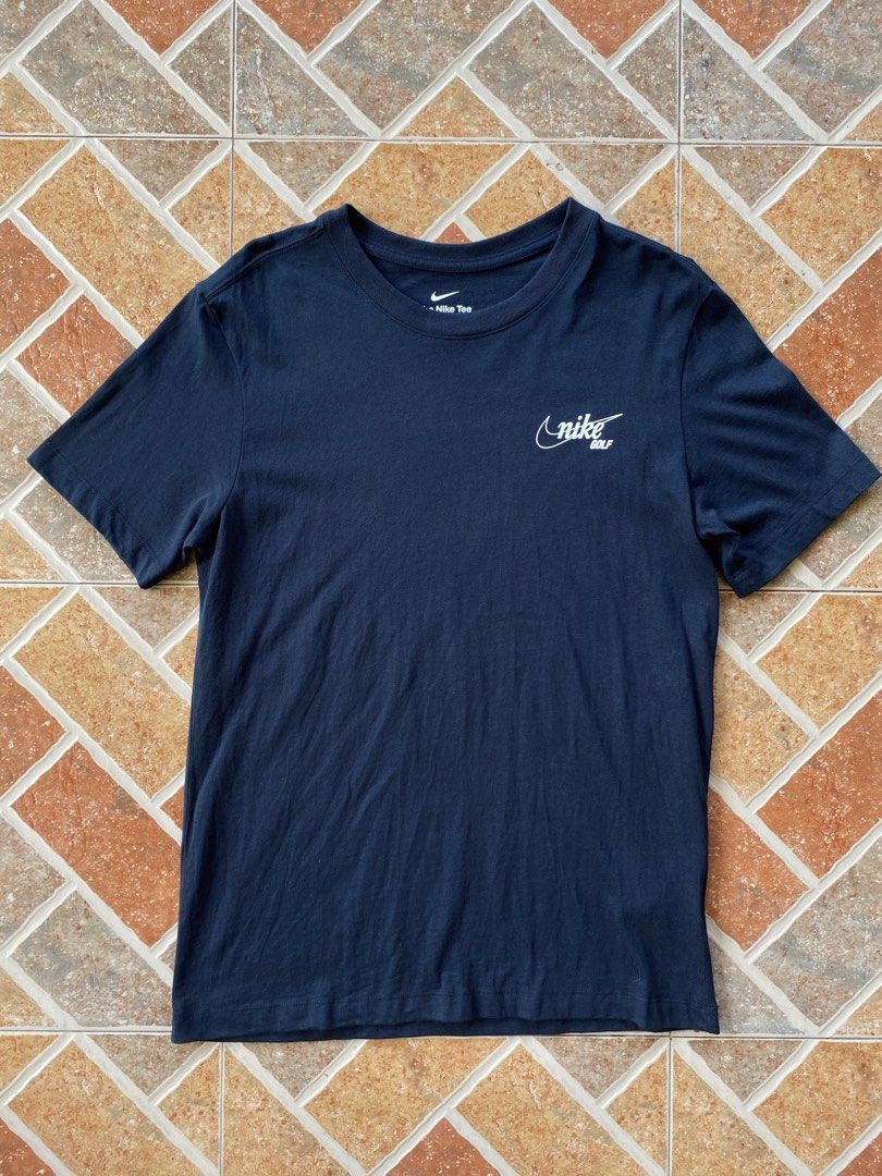 Nike Golf (Category: Tshirts & Polo Shirts ) located in Davao. Submitted by zhypo (Listing ID 1469100164, Image 1). Description: Brandnew condition Crispy Size medium .