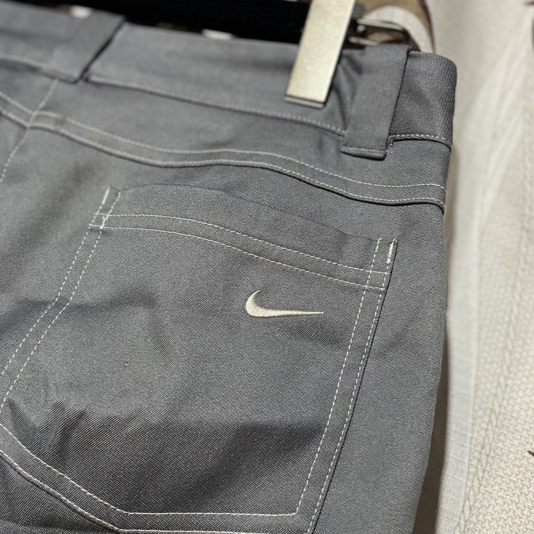 Nike Golf Performance Dri-FIT Pants (Category: Golf) located in Pandi. Submitted by 28hundreds (Listing ID 1469160566, Image 2). Description: Nike Golf Performance Dri-FIT Pants W 30 • L 37 • H 6.5 excellent condition, authentic matte slate grey see detailed pics to appreciate the piece. - 880 +sf bulacan.