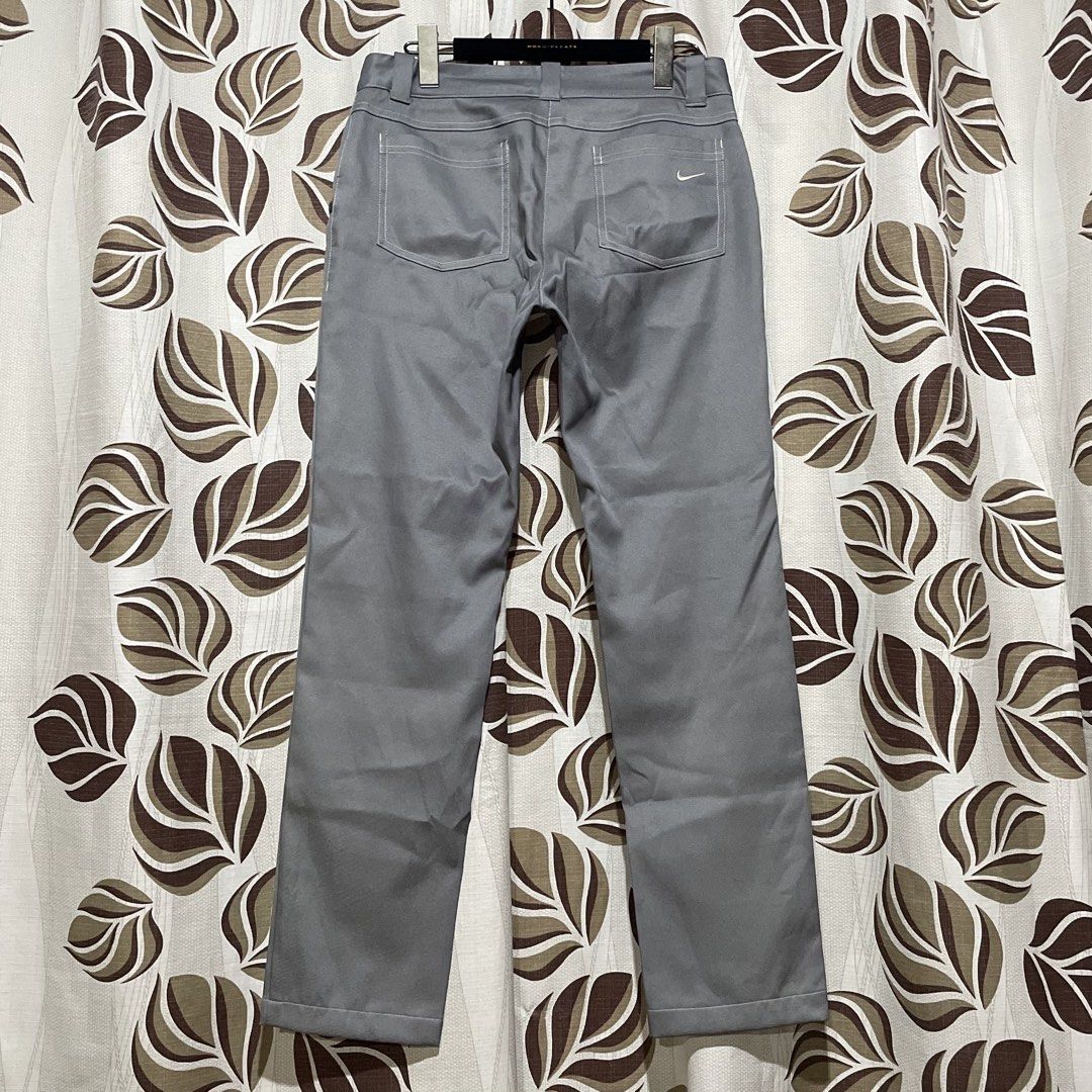 Nike Golf Performance Dri-FIT Pants (Category: Golf) located in Pandi. Submitted by 28hundreds (Listing ID 1469160566, Image 1). Description: Nike Golf Performance Dri-FIT Pants W 30 • L 37 • H 6.5 excellent condition, authentic matte slate grey see detailed pics to appreciate the piece. - 880 +sf bulacan.