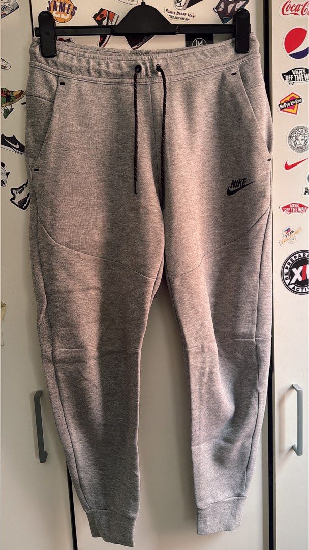 Nike gray joggers (Category: Joggers) located in Manila. Submitted by shawn_samaniego (Listing ID 1468971229, Image 1). Description: Size: Medium L - 35 W - stretchable garter .