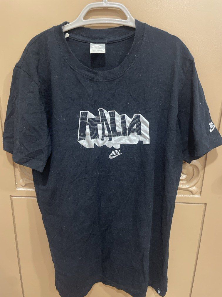 NIKE ITALIA SUEDE BLACK SHIRT (Category: Activewear) located in Manila. Submitted by bedlambuzz (Listing ID 1469043151, Image 1). Description: Wyswyg DONT ASK FOR MEASUREMENTS.