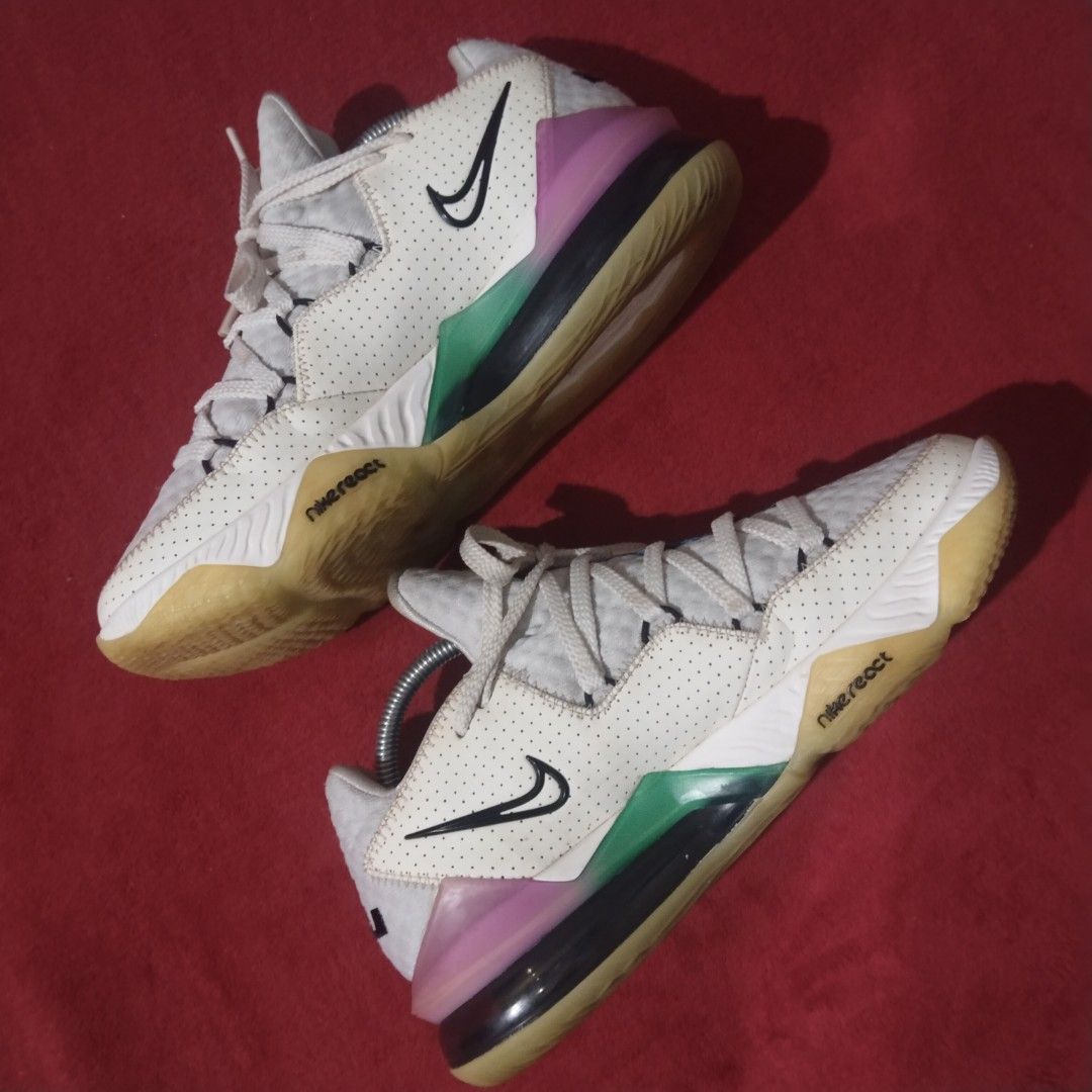 Nike Lebron 17 Low 'Glow in the Dark' (Category: Sneakers) located in Virac. Submitted by bigbenplaysthriftstore (Listing ID 1467163870, Image 3). Description: .