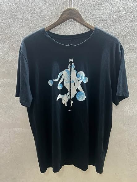 NIKE PAUL GEORGE (Category: Tshirts & Polo Shirts ) located in Caloocan City. Submitted by j3ngsanity (Listing ID 1469079588, Image 1). Description: NO ISSUE DIMES : 22x29.5.
