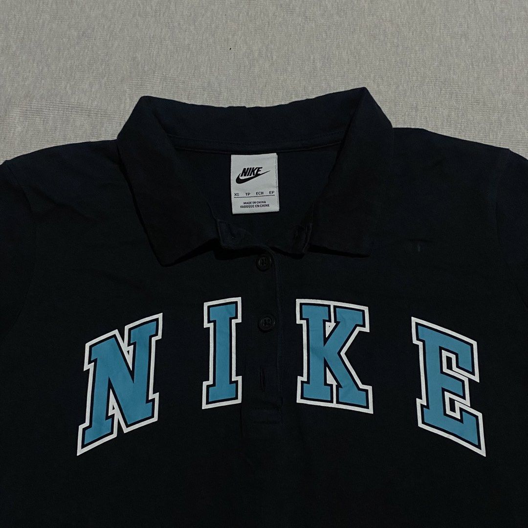 Nike Polo Dress XS (Category: Dresses) located in Mabalacat. Submitted by stellargarments (Listing ID 1469004402, Image 3). Description: Length : 31 Width : 16 Condition : 9/10 Embroidered logo sa sleeve Buong buo logo sa front complete buttons & tags walang white line sa collar very comfy & smooth on skin need wash fresh from bale color may vary due to lighting.